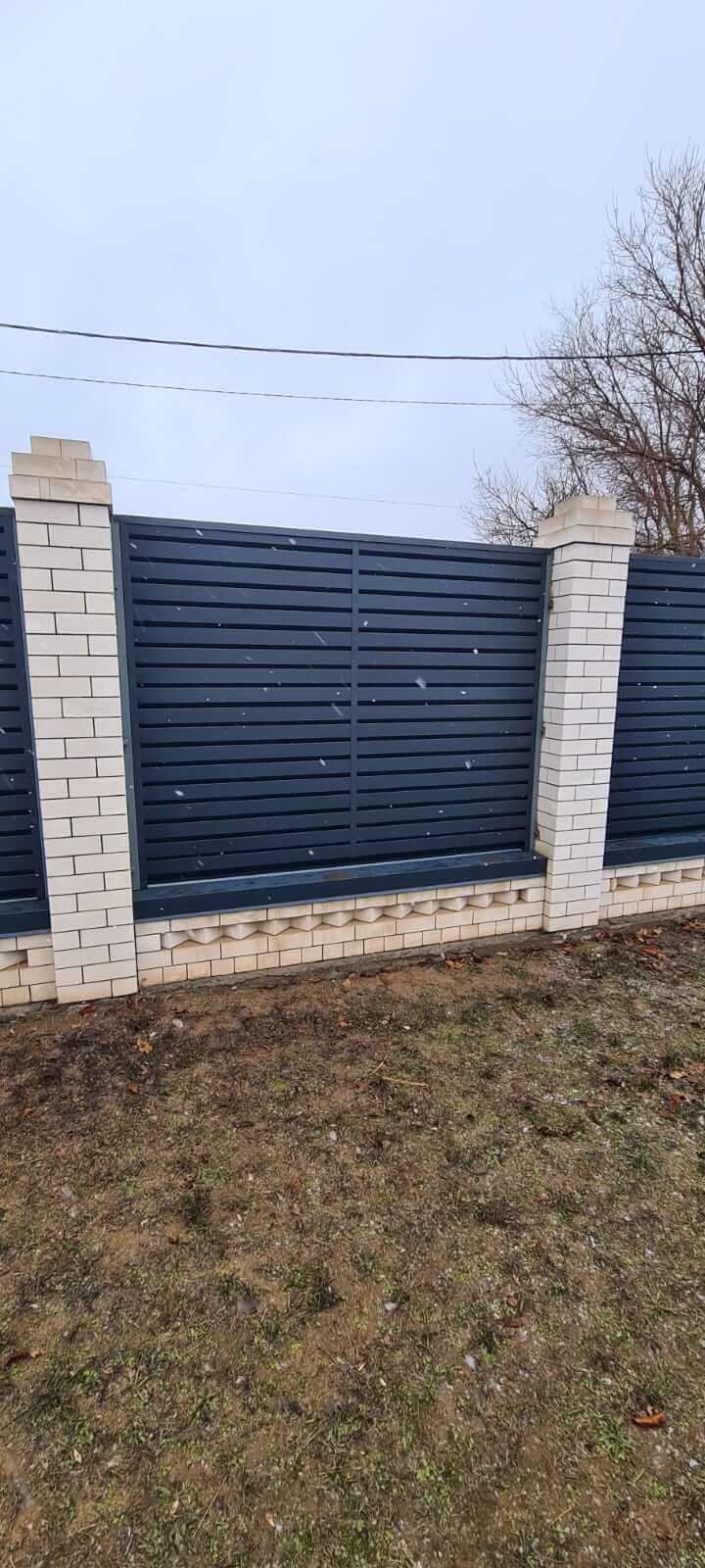 Забор-жалюзи из ламелей Хай-Тек 23м RAL7024/7024 Серый Графит двусторонний МАТТЕ фото 1 в Ростове-на-Дону