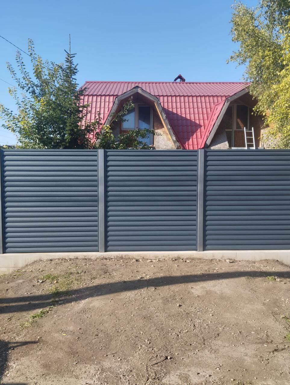 Забор-жалюзи из ламелей Реснички 54м RAL7024/7024 Серый Графит двусторонний МАТТЕ в Ростове-на-Дону